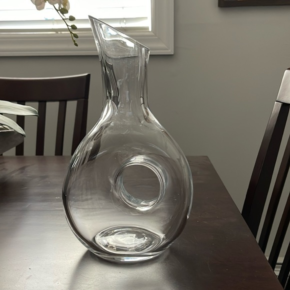 Brand new Lenox Tuscany Classics Round Decanter. Never used. 12"Hx6"Wx2.5"W. - Picture 1 of 4